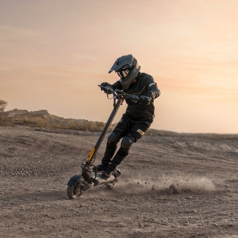 Ausom F1 Max Offroad-E-Scooter 100 km Reichweite 20,8 Ah Akku Doppelmotor