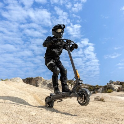 Ausom F1 Max Offroad-E-Scooter 100 km Reichweite 20,8 Ah Akku Doppelmotor