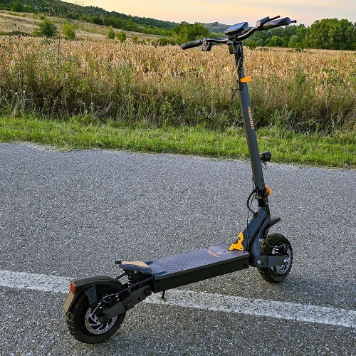 Ausom L1 ABE E-Scooter für Pendler Straßenzugelassen mit 90 km 20,8 Ah